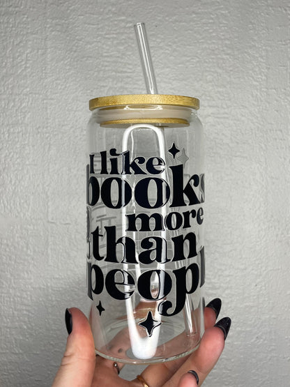 Verre like books more than people